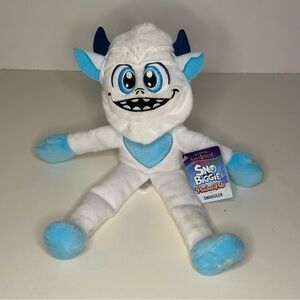 Elf on the Shelf Santaverse SnoBiggie Snuggler Yeti Plush Toy Cozy & Cuddly NEW